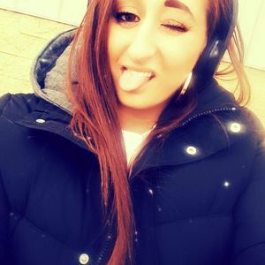 Meet your Posher, Nickie